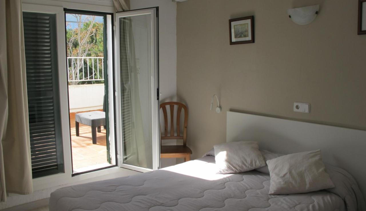 Hostal Pinar Palma de Mallorca Ngoại thất bức ảnh